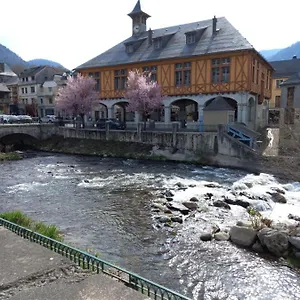 2 à 4 Personnes Le Pyrénéen à Carrefour Des Activités De Montagne Arreau